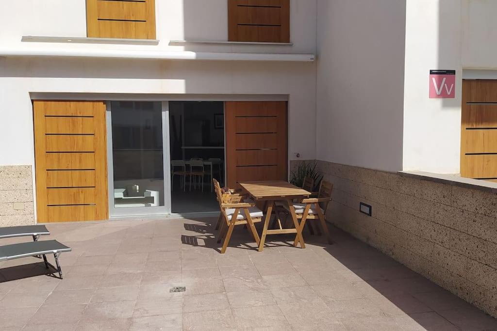 Villa Casa De Playa Sol Y Mar El Médano Esterno foto